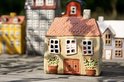 Clayre & Eef Waxinelichthouder Huis 17x10x19 cm Groen Oranje Keramiek