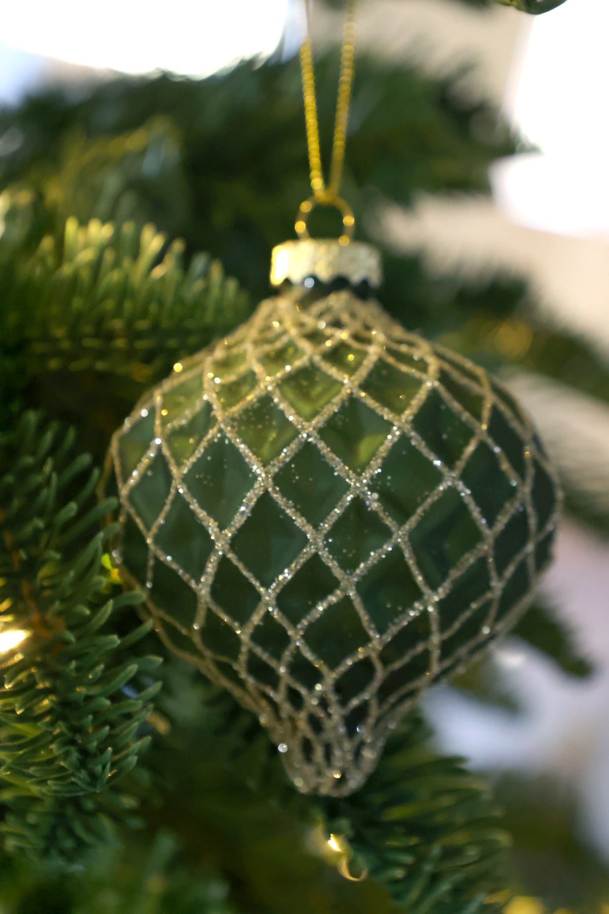 Chic Antique Glazen Kerstballen – Olijfgroen en Goud– Set van 3 – Kersthangers met Glitter – Luxe Kerstboomdecoratie