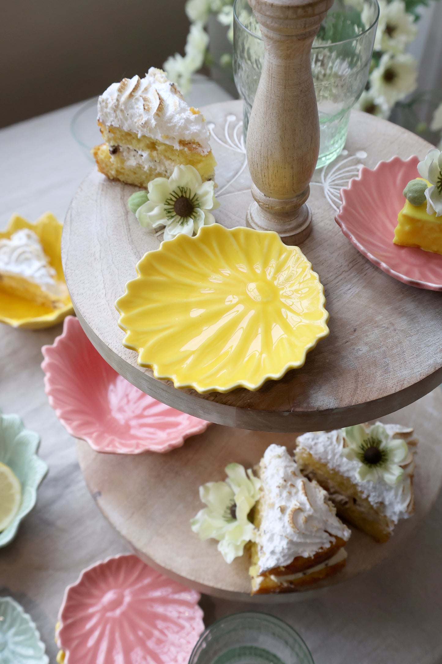 Chic Antique Waterlelie Schaaltjes – Set van 3 Kleuren | Porseleinen Bloemschaaltjes Ø 10 cm