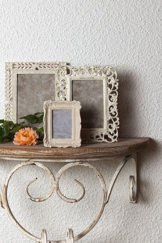 Clayre & Eef Fotolijst 11*2*13 cm / 6*9 cm Beige Kunststof Rechthoek Bloemen Fotokader Wissellijst Foto Frame